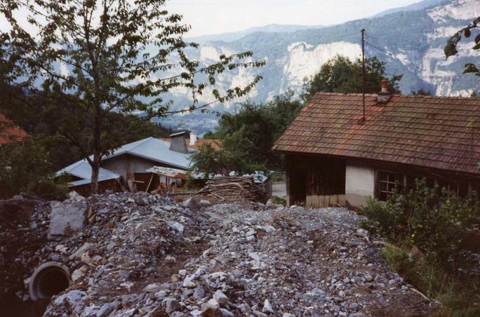 Dernière purge, la creuse remplie de rochers.